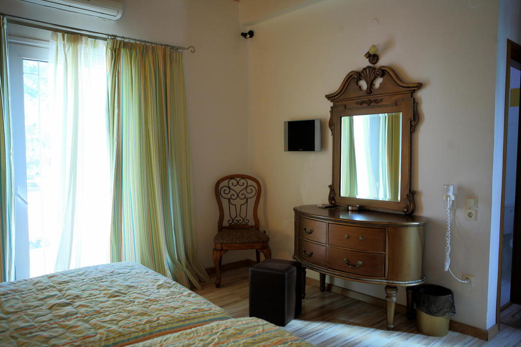 Malemi Organic Hotel Skala Kallonis Exterior photo